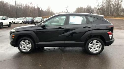 2025 Hyundai KONA SE