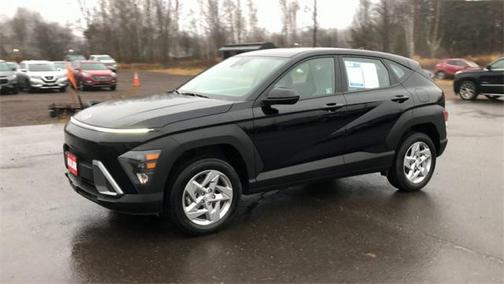 2025 Hyundai KONA SE