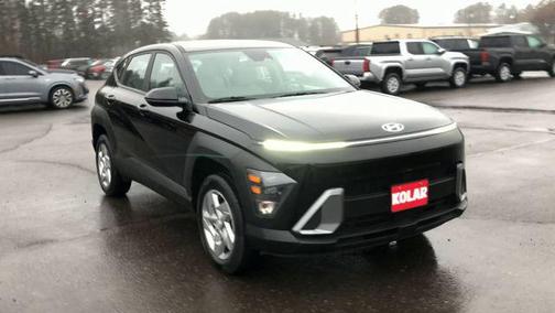 2025 Hyundai KONA SE