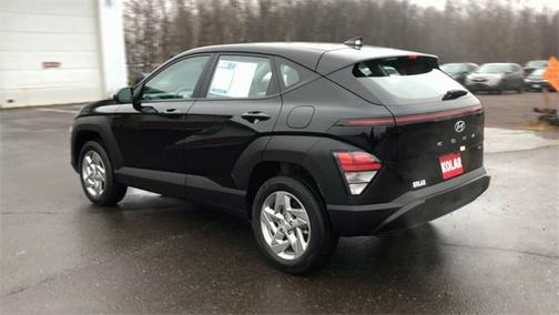 2025 Hyundai KONA SE