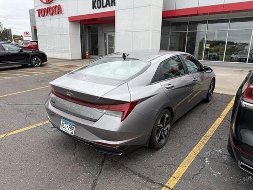 2023 Hyundai ELANTRA HEV Limited