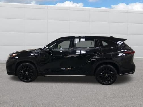 2024 Toyota Highlander XSE