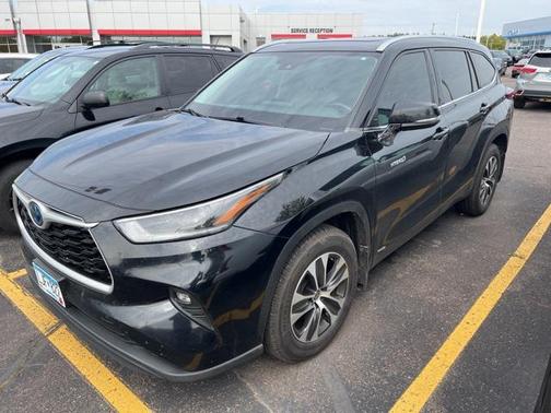 2021 Toyota Highlander Hybrid XLE