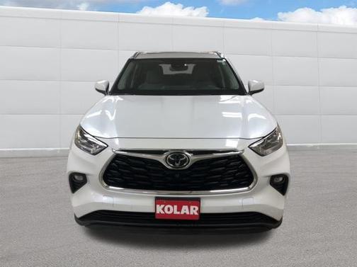 2022 Toyota Highlander Limited