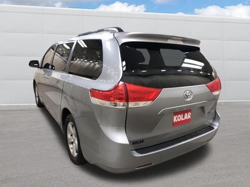 2012 Toyota Sienna LE