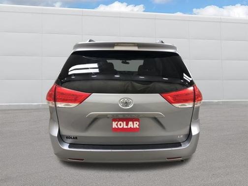 2012 Toyota Sienna LE