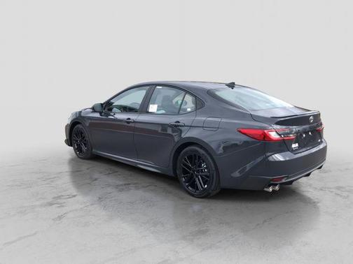 Underground 2026 Toyota Camry SE