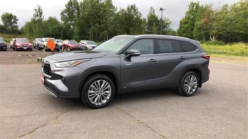 2021 Toyota Highlander Hybrid Platinum