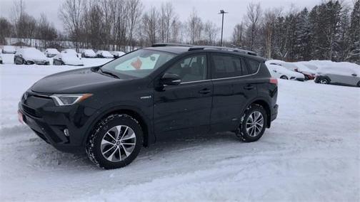 2017 Toyota RAV4 Hybrid XLE