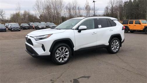 2025 Toyota RAV4 XLE Premium