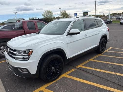 2018 Volkswagen Atlas 3.6L SEL Premium