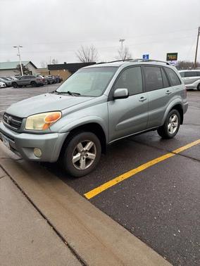 2004 Toyota RAV4 Base