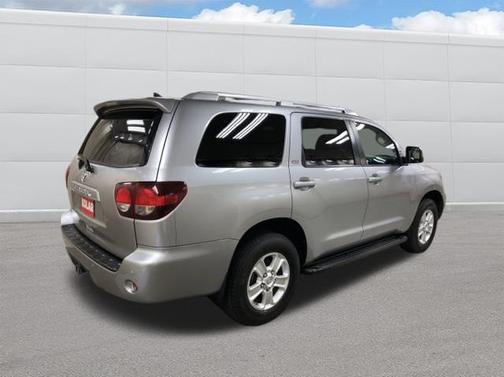 2019 Toyota Sequoia SR5