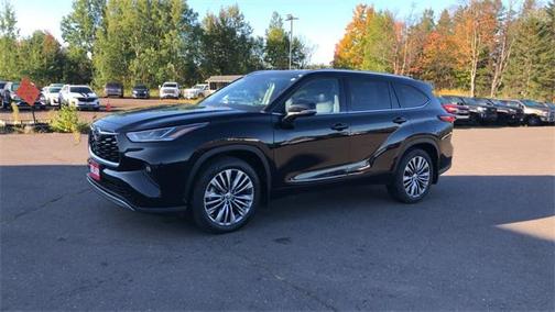 2022 Toyota Highlander Platinum