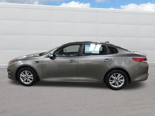2017 Kia Optima LX