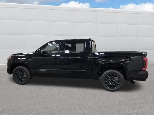 2025 Toyota Tundra Hybrid Platinum