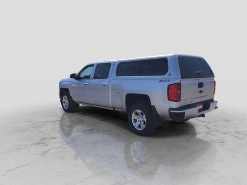 Silver Ice Metallic 2017 Chevrolet Silverado 1500 2LT