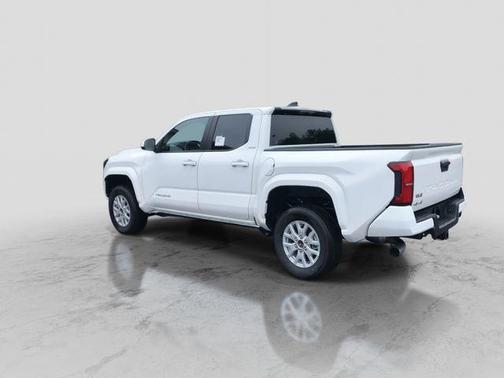 Ice Cap 2026 Toyota Tacoma SR5