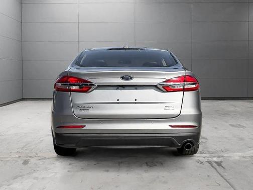 2020 Ford Fusion SEL
