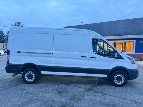 White 2021 Ford Transit-250 ROOF W/LWB