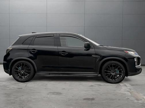 2023 Mitsubishi Outlander Sport S