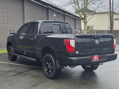 2018 Nissan Titan XD SL
