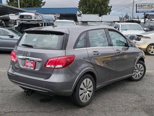 2017 Mercedes-Benz B-Class B 250e 4dr Hatchback