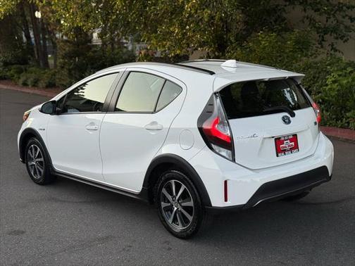 2019 Toyota Prius LE