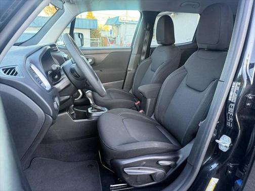 2020 Jeep Renegade Jeepster FWD