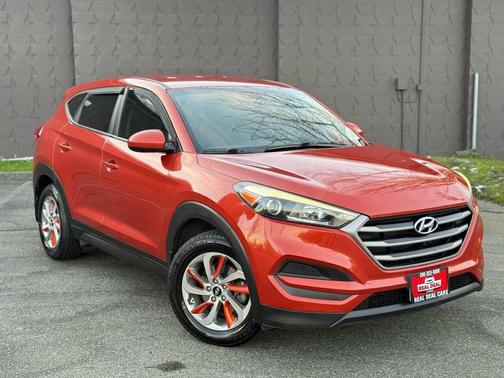 2016 Hyundai TUCSON SE
