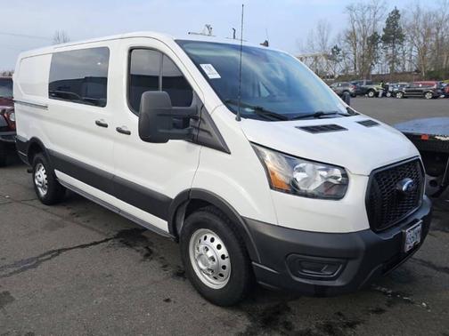 2022 Ford Transit-250 Base