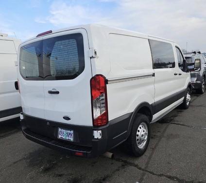 2022 Ford Transit-250 Base