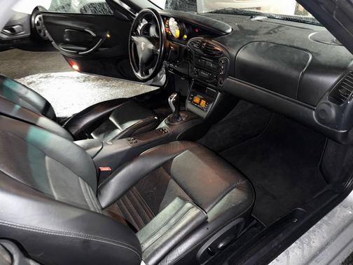 2002 Porsche Boxster Base 2dr Convertible