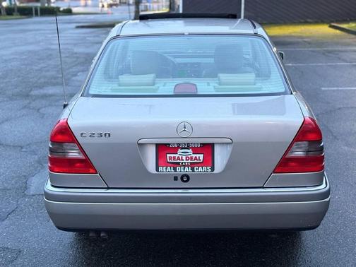 1997 Mercedes-Benz C-Class C 230 4dr Sedan