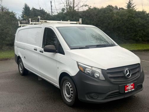 2018 Mercedes-Benz Metris Base