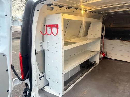 2018 Mercedes-Benz Metris Base