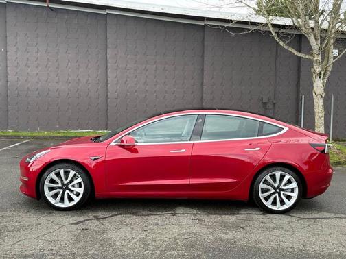 2020 Tesla Model 3 Long Range