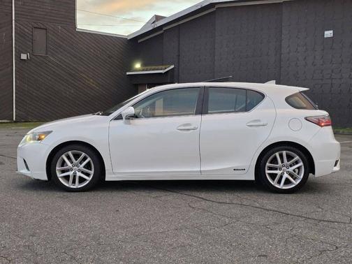 2014 Lexus CT 200h Base 4dr Hatchback