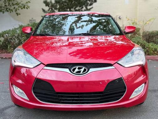 2013 Hyundai Veloster Base