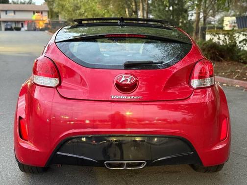 2013 Hyundai Veloster Base