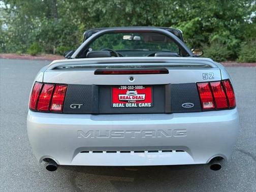 2000 Ford Mustang GT