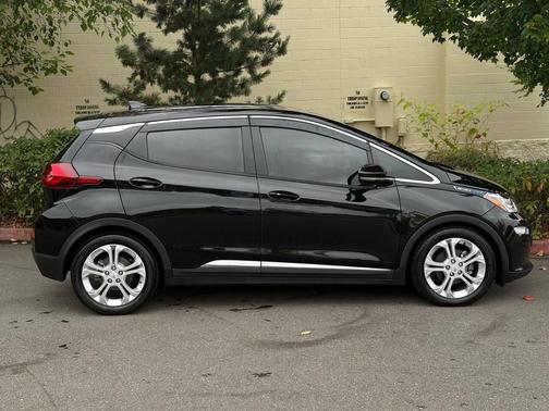2020 Chevrolet Bolt EV FWD LT