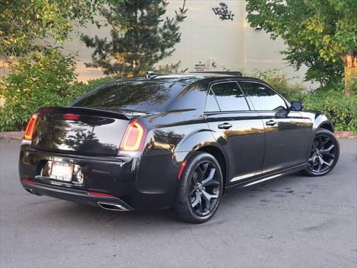 2022 Chrysler 300 S