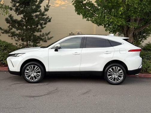 2023 Toyota Venza Limited