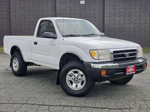 Natural White 2000 Toyota Tacoma Base