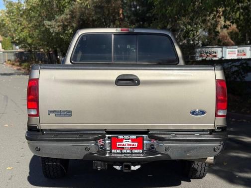 2003 Ford F-250 Lariat