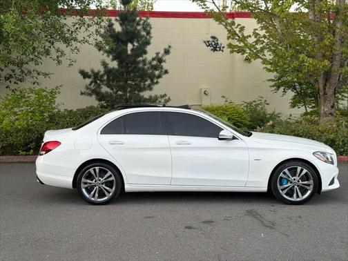 2017 Mercedes-Benz C-Class Luxury