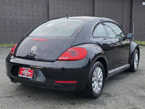 2016 Volkswagen Beetle 1.8T Wolfsburg Edition w/PZEV