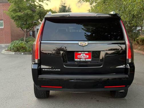 2016 Cadillac Escalade Premium