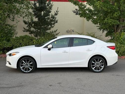 2018 Mazda Mazda3 Touring